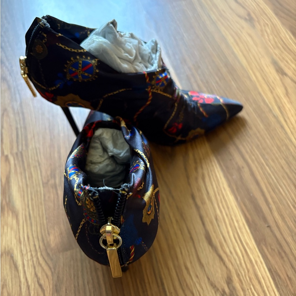 Zara Black and Gold Patterned Heels